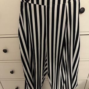Women’s trendy wide leg pants